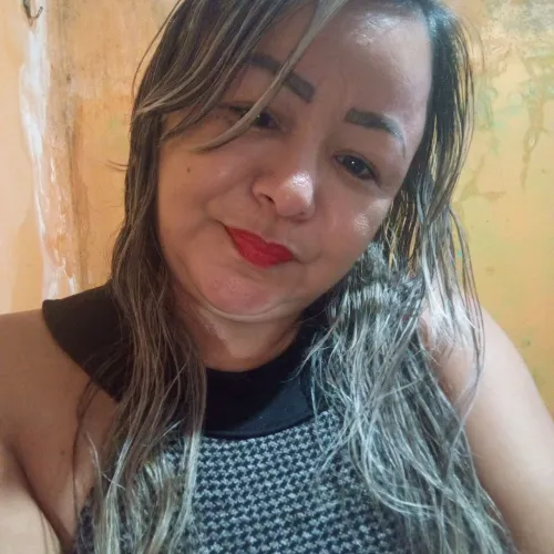Faço faxinas, diarista e babá.