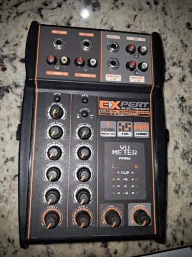 Vendo mesa automotivo mx1 2 estereo multibanco mixer