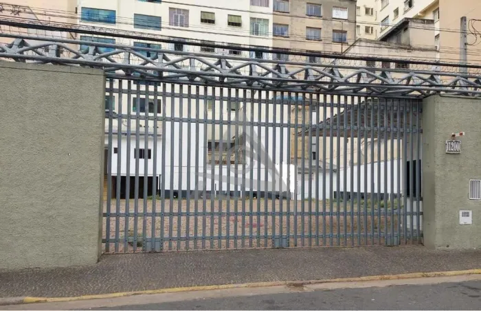 Terreno para alugar em Campinas, Centro, com 730 m²