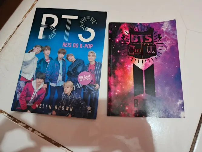 LIVROS BTS PARA FÃS