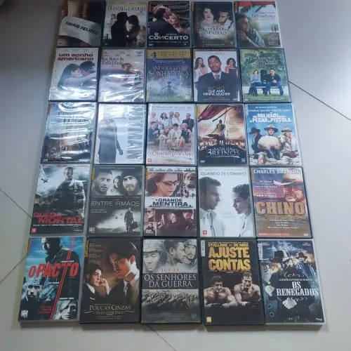 Lote 25 DVDs filmes