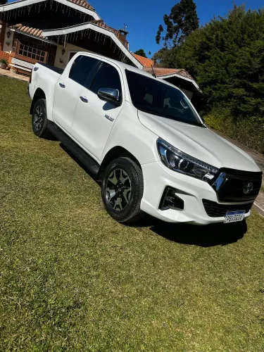 Toyota Hilux CD SRX 4X4 2.8 TDI 16V Diesel Aut. 2020