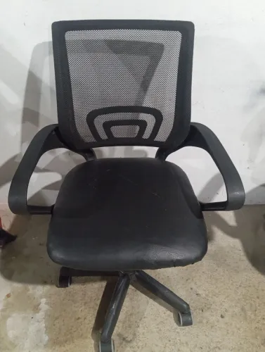 Cadeira em Tela respirável
