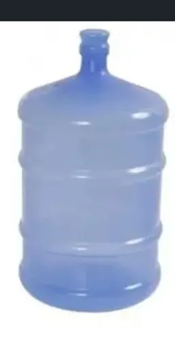 Galão de água vazio