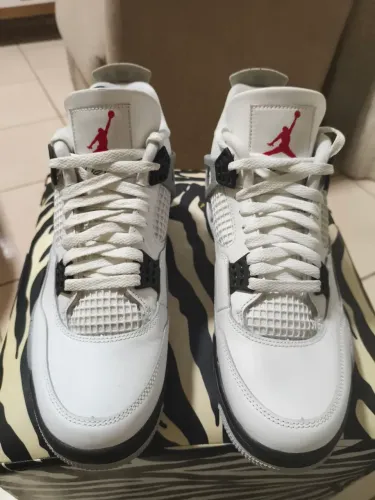 Tênis Jordan 4 retro o clássico dos clássicos, para colecionador 