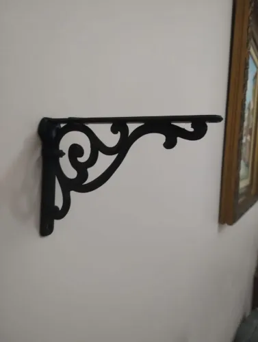Cantoneira/Mão Francesa/Arabesco