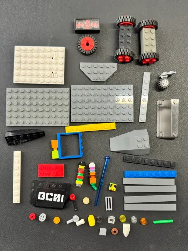 Lote lego 60 peças 