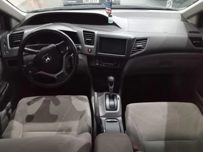 Honda Civic Sedan LXS 1.8/1.8 Flex 16V Aut. 4P 2014