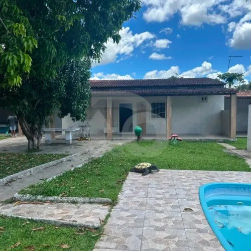 Chácara no Povoado Salvadorzinho com 2 Piscinas, 2/4 e Área Gourmet