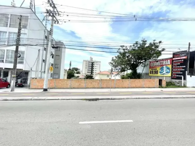 Terreno Comercial para Locação de 671 m², Capoeiras, Florianópolis - SC