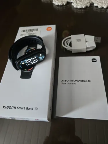 MiBand 10