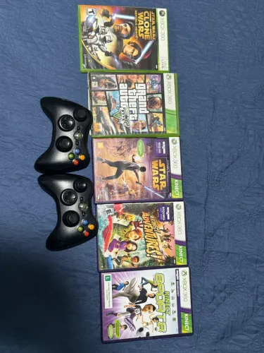 KIT XBOX 360 + KINECT + 2 CONTROLES + 5 JOGOS