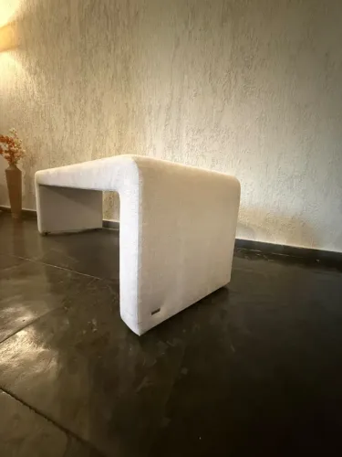 Banco pé de cama alto padrão