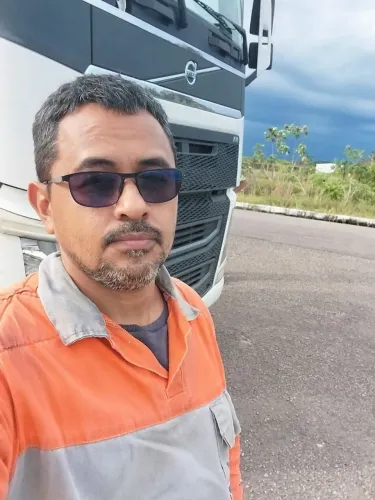 MOTORISTA CARRETEIRO DISPONIVEL CLT/DIARIA