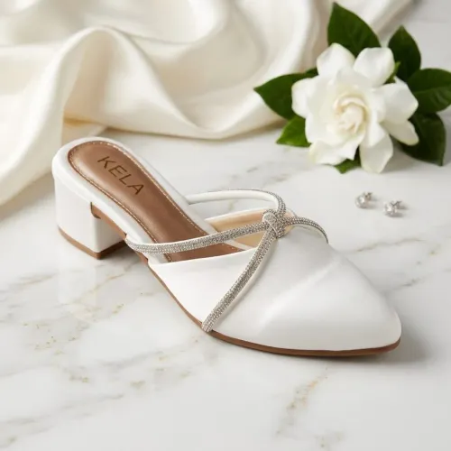 Mule Salto Bloco Kela Branco Strass - Elegância para Ocasiões Especiais