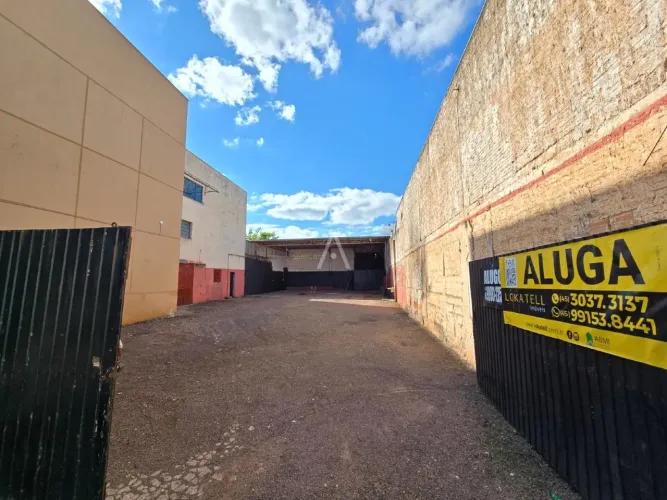 Barracão Comercial para aluguel no Bairro JARDIM PORTO ALEGRE em TOLEDO por R$ 4.500,00