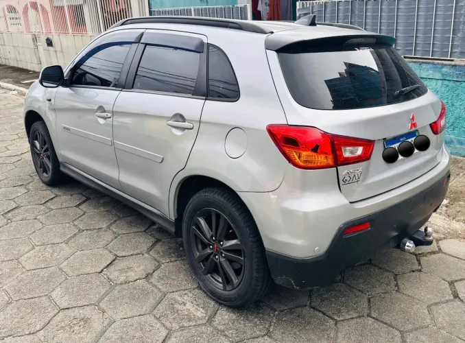 Mitsubishi ASX 2.0 16V 160cv Aut. 2011
