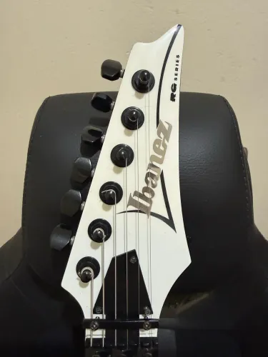 Ibanez RG 350dx com captação Seymour Duncan