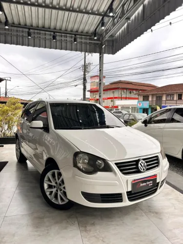 Volkswagen Polo 1.6 MI Flex 8V 4P 2009