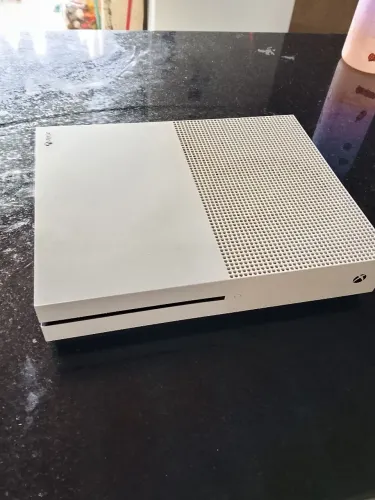 Xbox one S 1TB