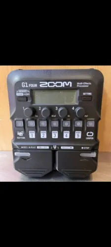 Pedaleira Zoom G1 Four