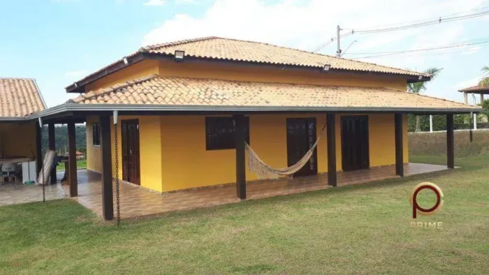 Chácara com 2 quartos à venda, 1000 m² por R$ 800.000 - Camapuã - Sarapuí/SP