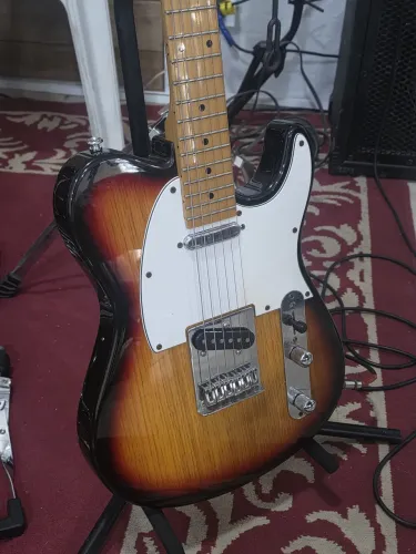 GUITARRA TAGIMA TW55