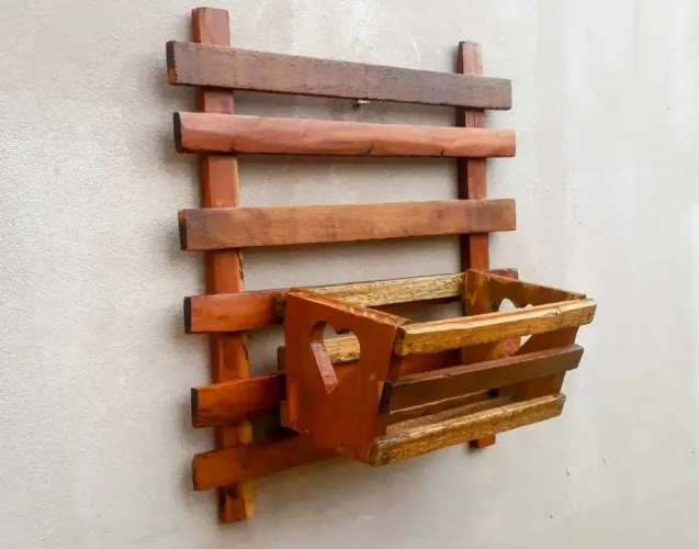 PAINEL c/ CACHEPÔ PARA PLANTAS ?