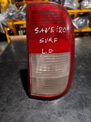 Lanterna direita Saveiro G3 