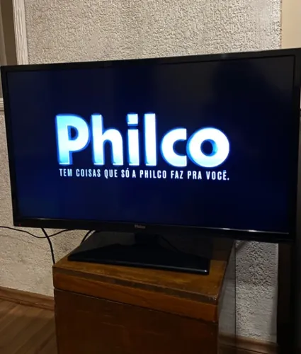 TV Philco 32" LED ? Modelo PH32F33D - NÃO É SMART TV