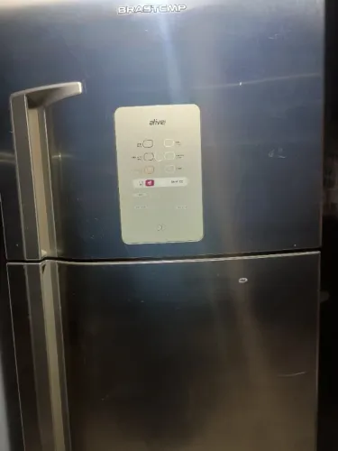 LINDA GELADEIRA BRASTEMP ATIVE DE INOX  COM INTERFACE NA PORTA 