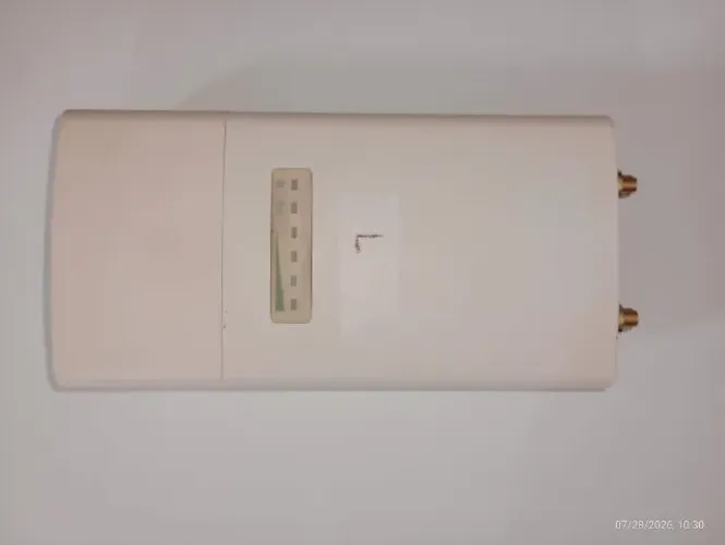1 Antena via rádio Ubiquiti Rocket M5 XW sem fonte Poe Usada