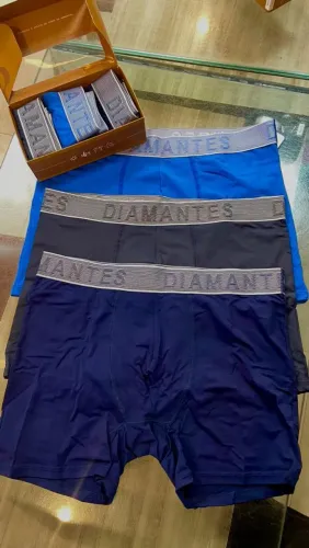 Cuecas e toda linha diamante 