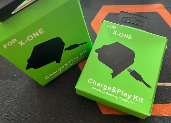 Bateria e Cabo carregador de Controle Joystick xbox One