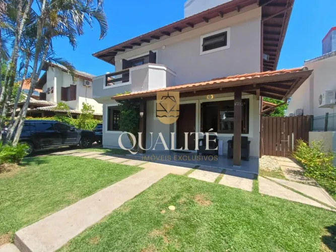 Casa à venda Jurerê Internacional , 4 Dormitórios, sendo 2 suítes, 3 vagas R$3.890.000,00