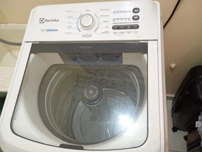 Máquina de lavar roupas 