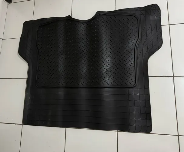 Carpete de Borracha para Porta Malas de Carro