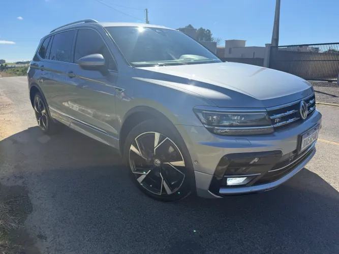 Volkswagen Tiguan Allspac R-line 350 TSI 2.0 4X4 2019