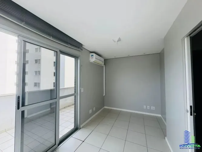 Edificio Comercial Kosmos