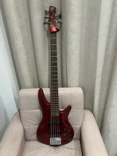 Baixo ibanez SG305