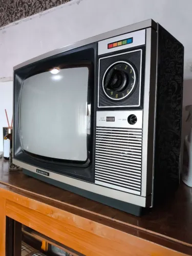 TV Antiga Sanyo