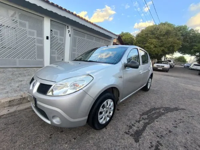 Renault Sandero Authentique Hi-flex 1.0 16V 5P 2011