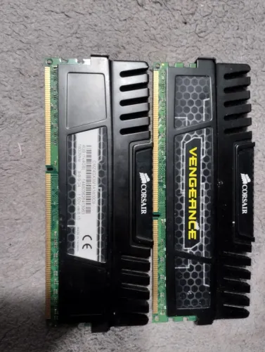 Memória ddr3 4gb Corsair