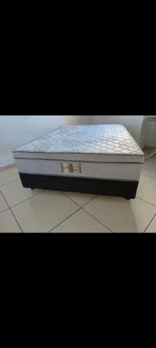 Cama casal