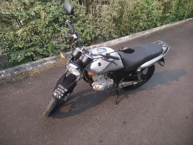 Suzuki yes 125 2007 prata