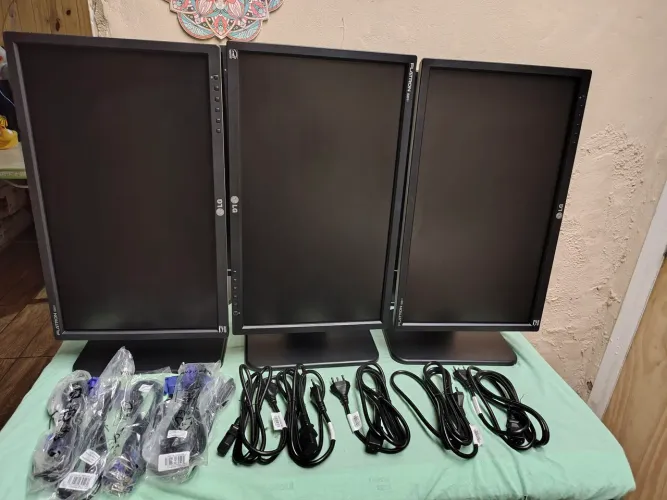 Lote 5 monitor LG flatron 20 polegadas