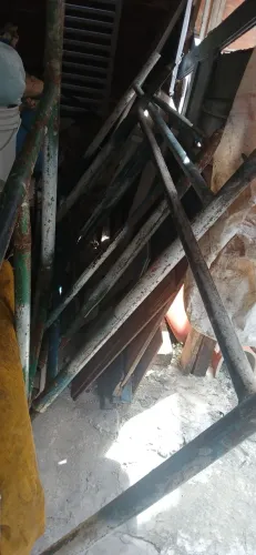 Vendo andaime de construção 4 peças da grande