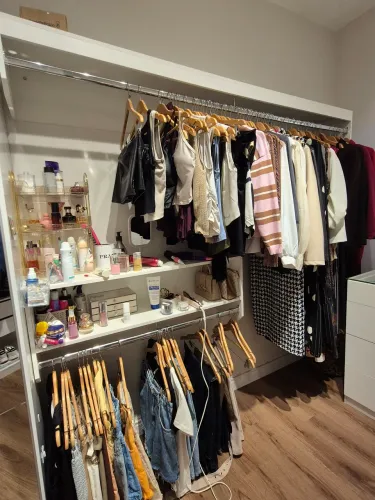 Arara MDF closet loja