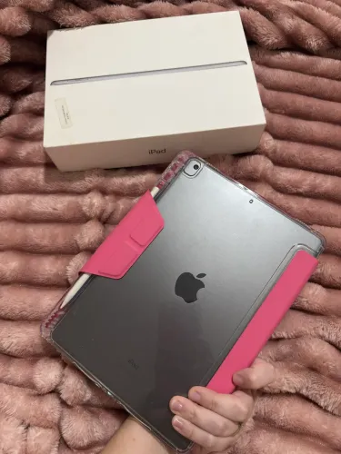 Ipad 9ª geração 64gb perfeito estado novo otimo para jogar trabalhar e estudar