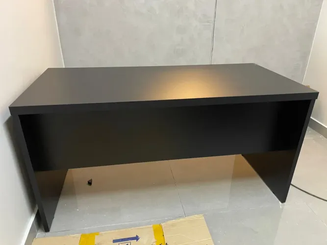 MESA DE ESCRITORIO 1.50x0.70 LOJA IKONOFFICE
